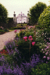 im Garten von Dunrobin-Castle